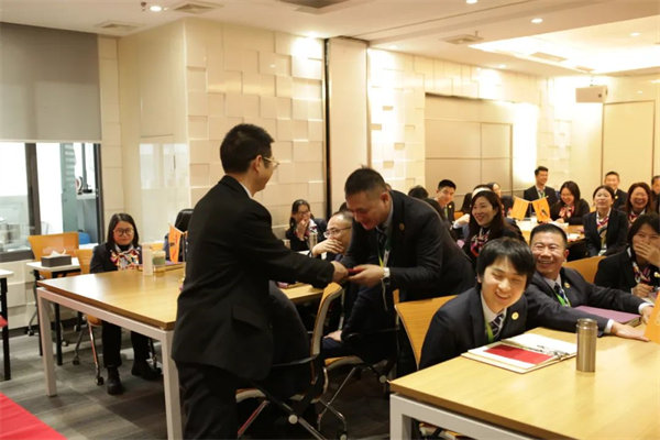 共襄盛典，啟航新征程！廣東博皓年度總結大會-頒發年終利是、子女助學金、敬老金